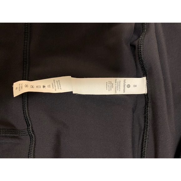 Lululemon WunderUnder size8black highrise Luxtreme - Picture 2 of 4